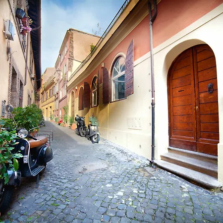 Apartment Ciancaleoni Palace *