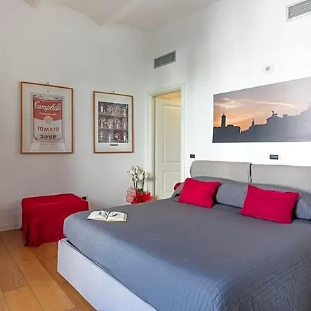 Nostromondo Ciancaleoni Palace *