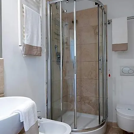 Отель Nostromondo Ciancaleoni Palace