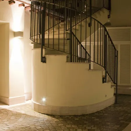 Hotel Nostromondo Ciancaleoni Palace Rzym